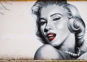 image of woman with Hollywood glam